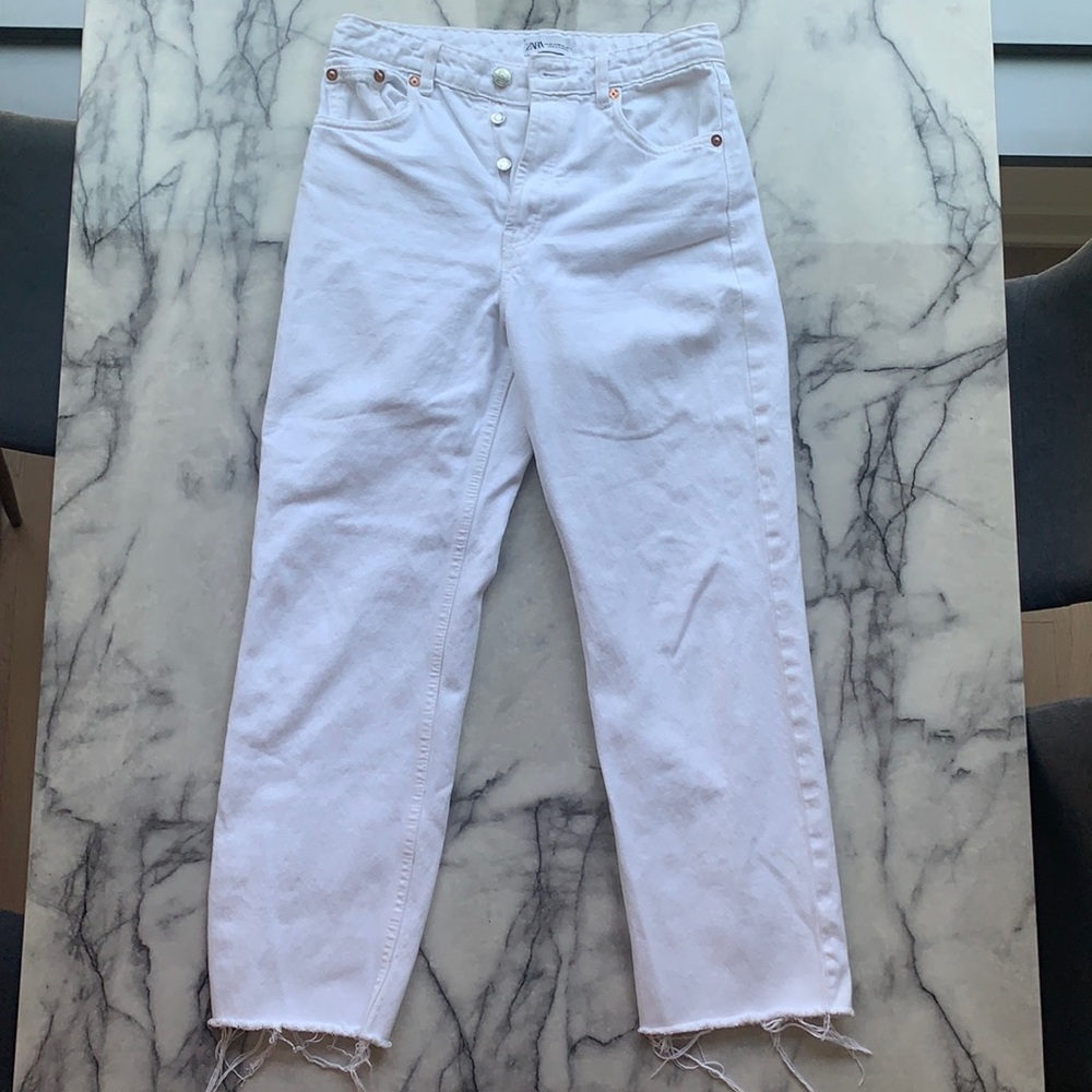 Zara White Straight Leg Jeans, Size 6